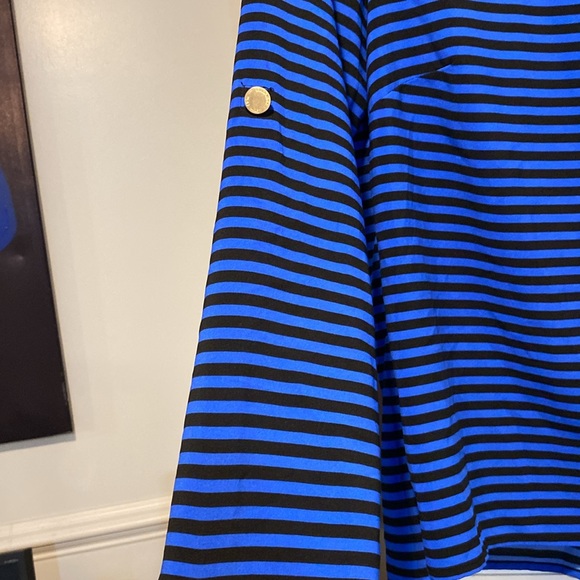 Calvin Klein size Small top good condition - Picture 4 of 6